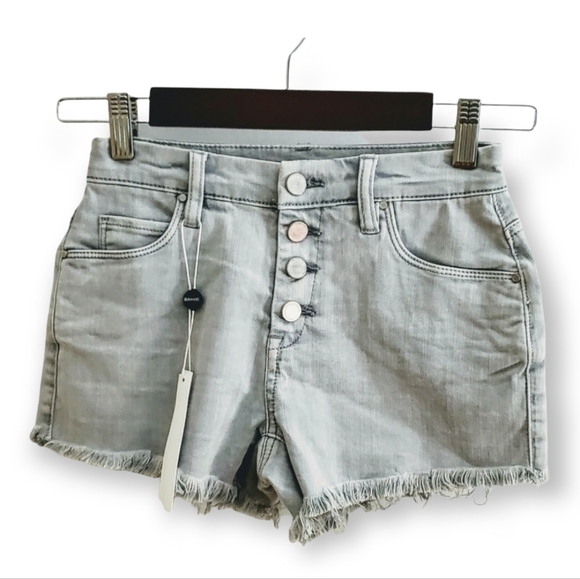 NEW Blank NYC washed gray button fly raw hem shorts Size 24 - Picture 1 of 14